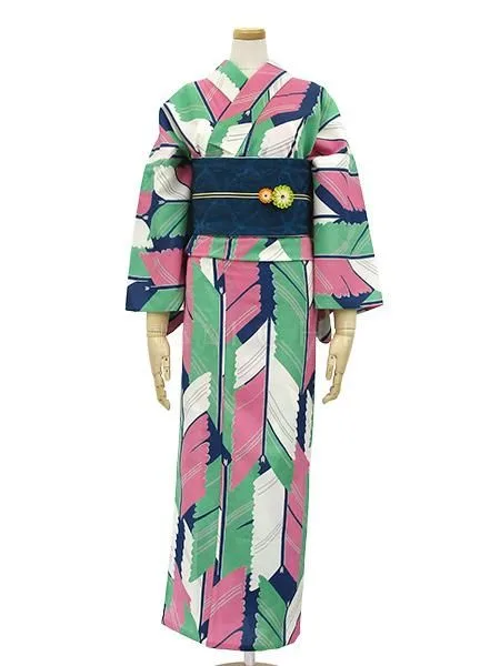 古風と斬新なデザインが夏を彩る「矢羽」