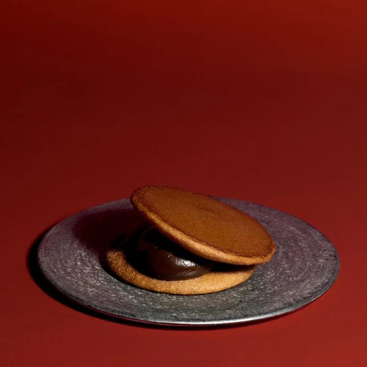 ふわふわ生地×なめらかチョコクリーム