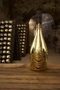 ARMAND DE BRIGNAC／アルマン・ド・ブリニャック アルマン ド ブリニャック ブリュット ゴールド