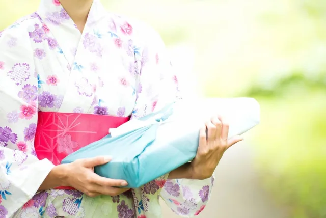 お盆に喜ばれる手土産｜帰省にもおすすめのお菓子・グルメ10選