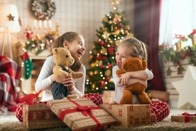 ［1歳〜中学生］女の子が大満足のクリスマスプレゼント21選｜2026年度版