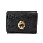 小さなバッグにも入れやすいコンパクトサイズ