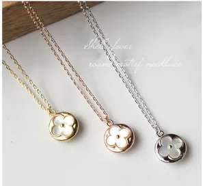 Hanatelier／ハナトリエ  天然シェルのラウンド・クローバー ネックレス