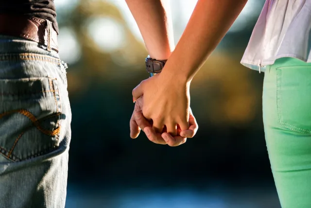 妻へ贈る結婚記念日のプレゼント!感動をもたらす年代別ギフト16選