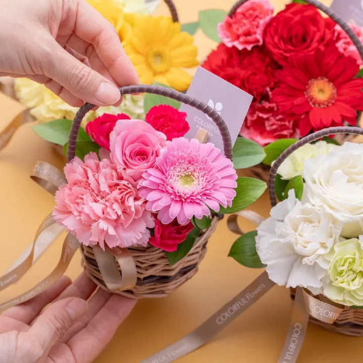 デスクにも飾れるかわいいミニサイズ