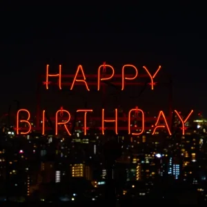 moovin／ムービン NEONシリーズ Happy Birthday