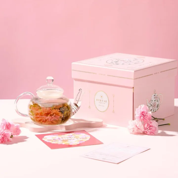 お茶を飲んだあとは水中花に変身