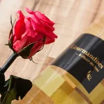 フランス白ワインとピンクのお花のギフトセット