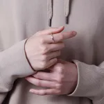 きれいめスタイルにも合わせやすい