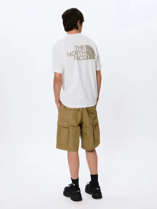 鉄板アイテムのロゴ付きTシャツは色もサイズも豊富