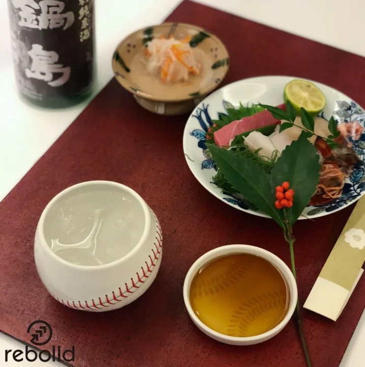 青春時代をよみがえらせる野球ボールデザイン