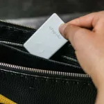 なくした場所を知らせてくれるカード型紛失防止タグ