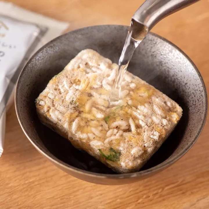 お湯をかけるだけだから朝食にもぴったり