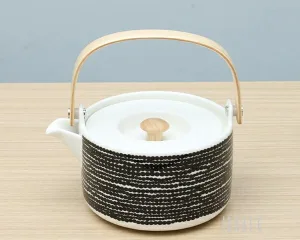 marimekko／マリメッコ ティーポット ラシィマット ブラック