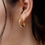 Nuance Hoop Pierce