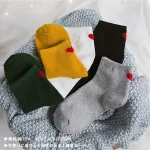 ハート付き スニーカーソックス