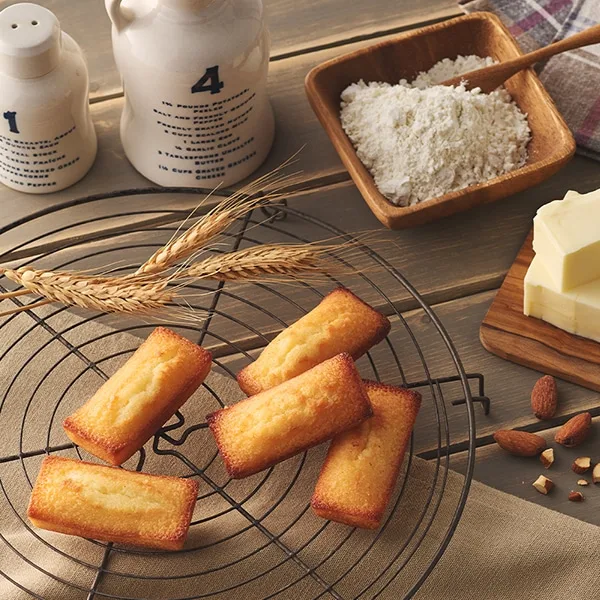 コーヒーや紅茶とよく合い、好き嫌いが分かれにくい焼き菓子