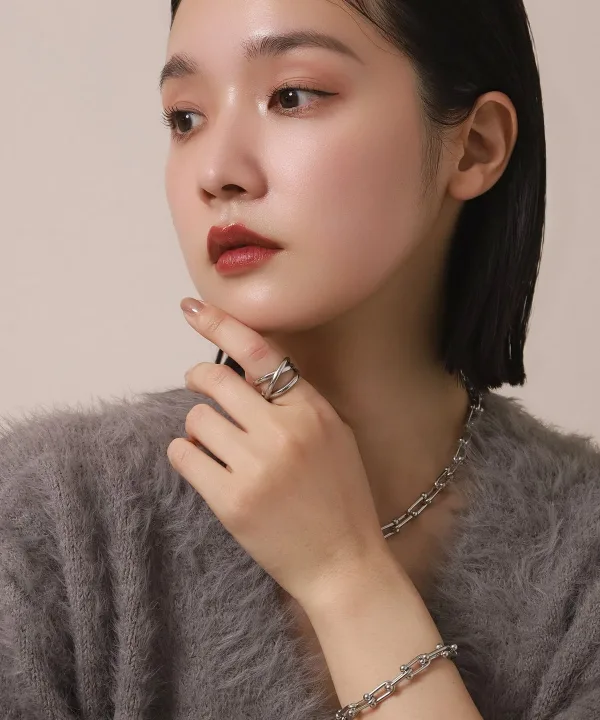 センスの良さが光る!絶妙シルエット