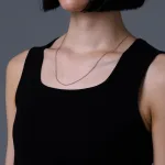 大人の男性にこそ似合う“金”