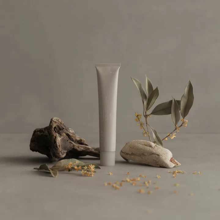 suuw. N°2 OSMANTHUS フレグランス ハンドクリーム