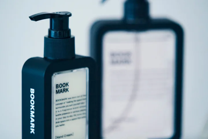 BOOK MARK Hand Cream OCEAN MUSK