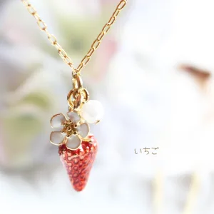 ロリアンピンクメイド 苺ネックレス